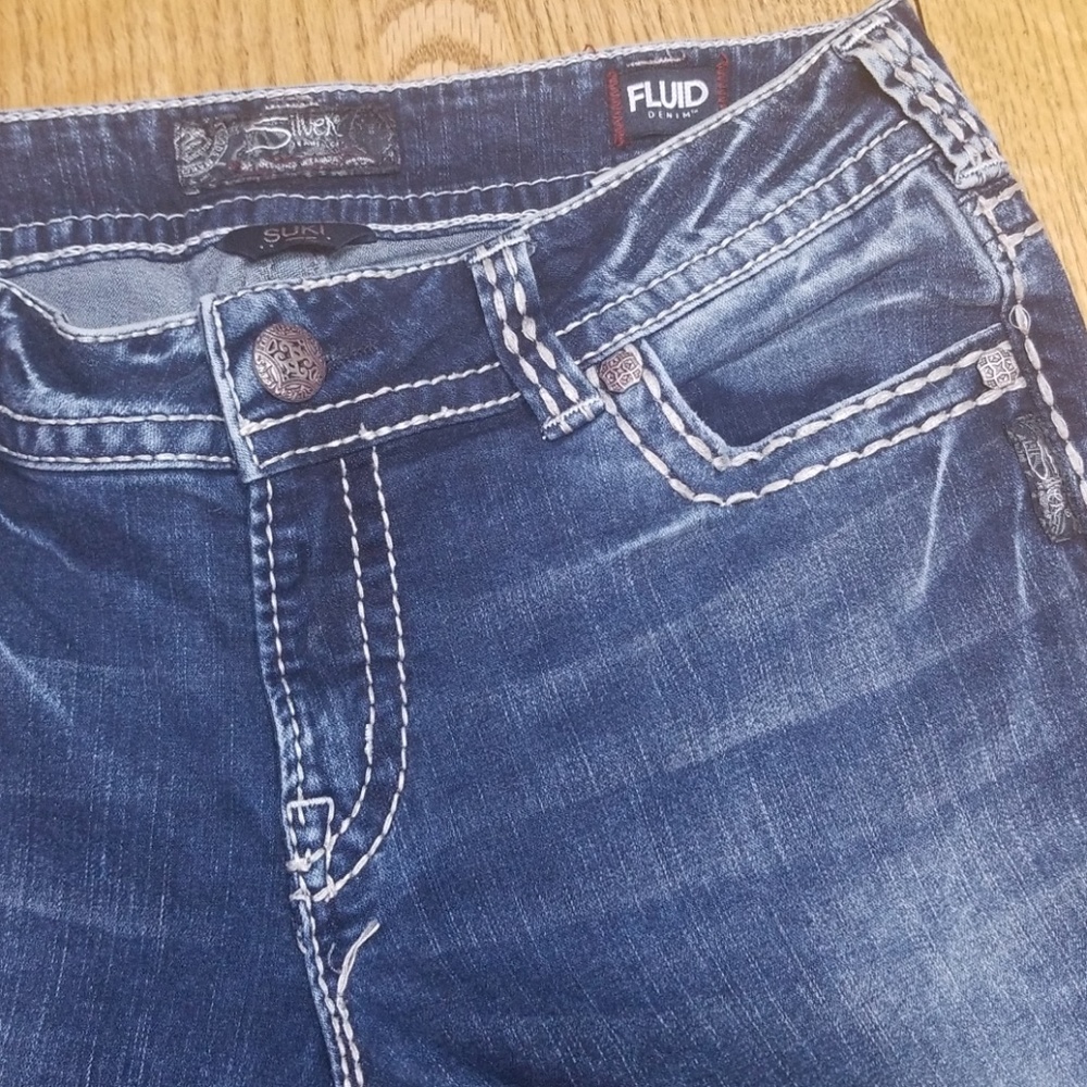 Silver Suki "fluid" jeans.  33 x 31
